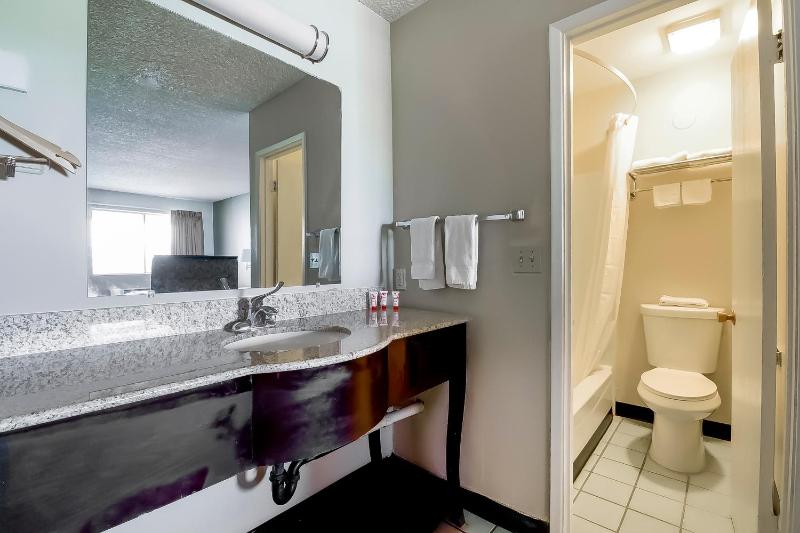 King Room image 2