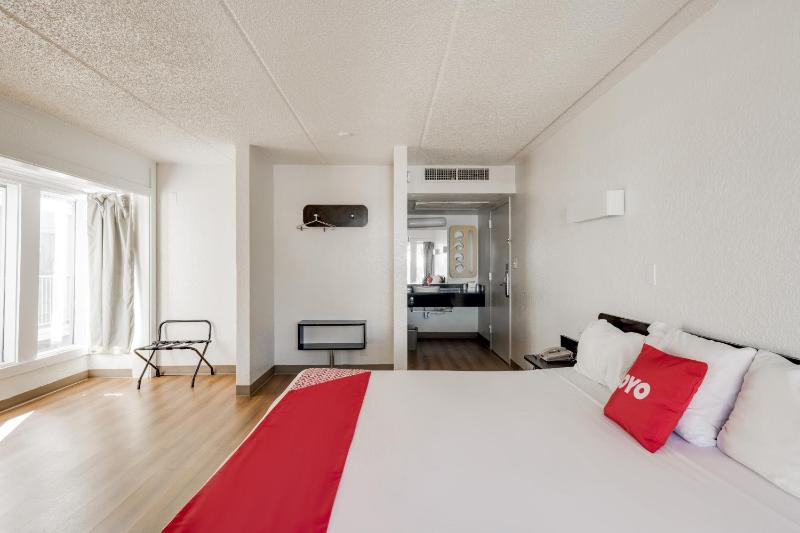 King Bed image 1