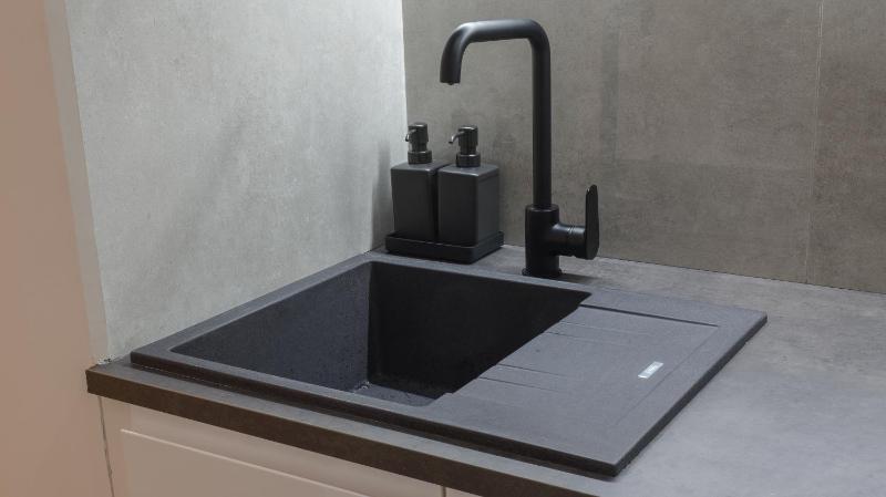 Deluxe Apartment image 2