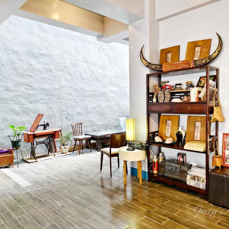 Maru Yang 馬路楊宿屋 - image 16