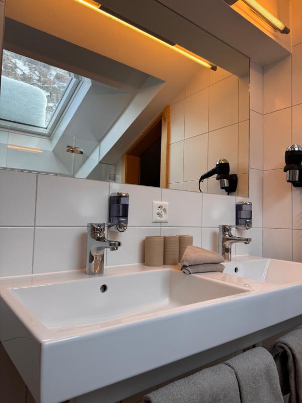 Julen Suite image 4