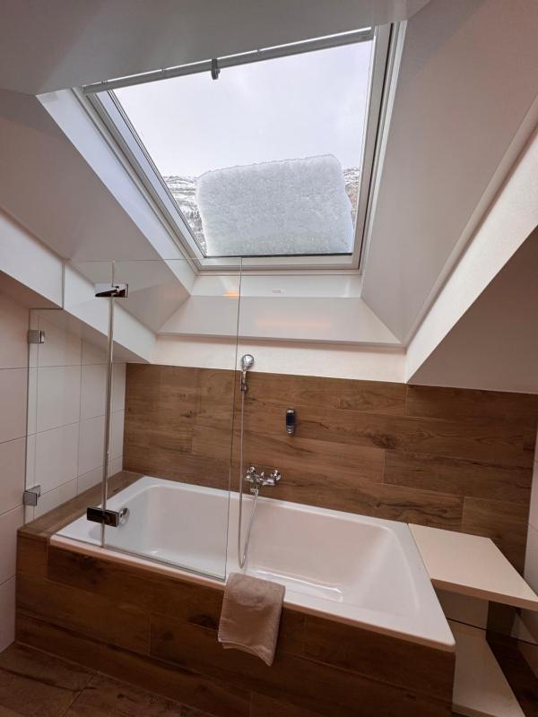 Julen Suite image 3