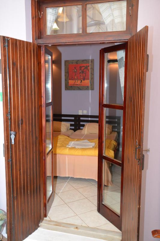 Enetiko Rooms - image 4