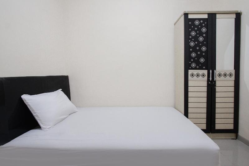 OYO Life 3531 Wisma Eka - image 15
