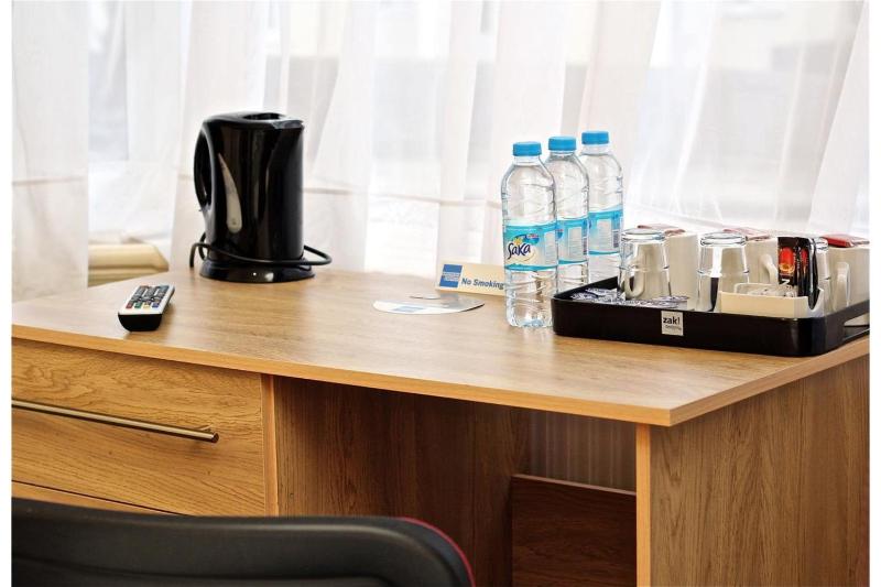 Standard Triple Room image 2