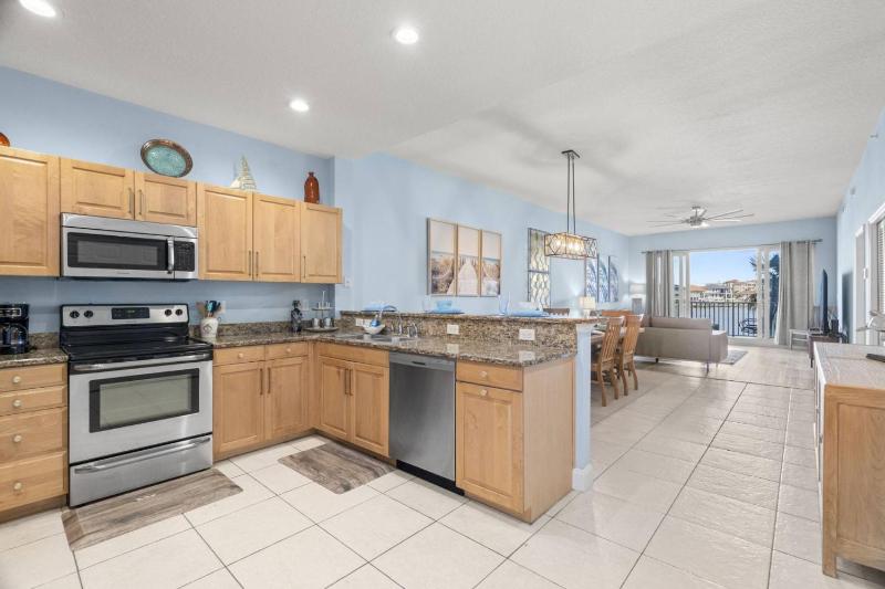 206 Harborview Grande - image 32