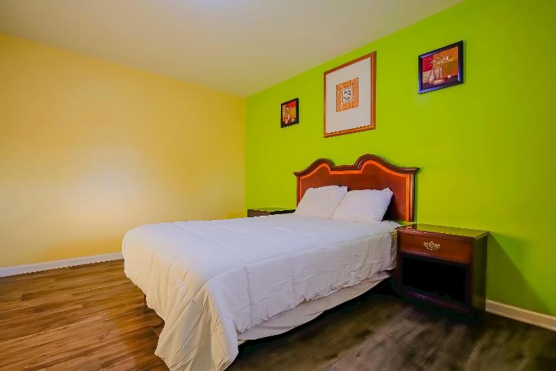 Double Room image 1