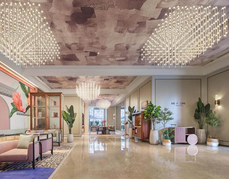 Mercure Hefei City Hall Square - image 2