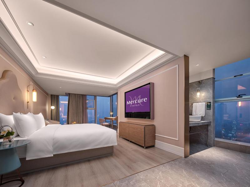 Mercure Hefei City Hall Square - image 18