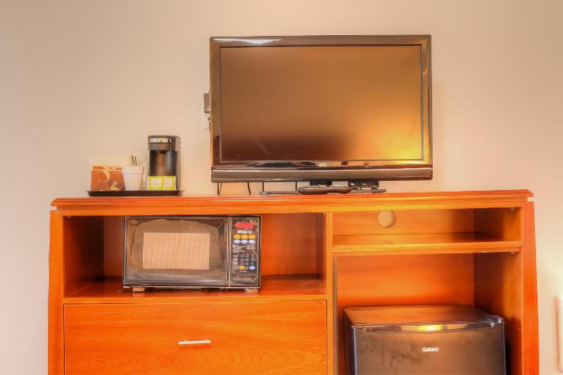 King Room image 4