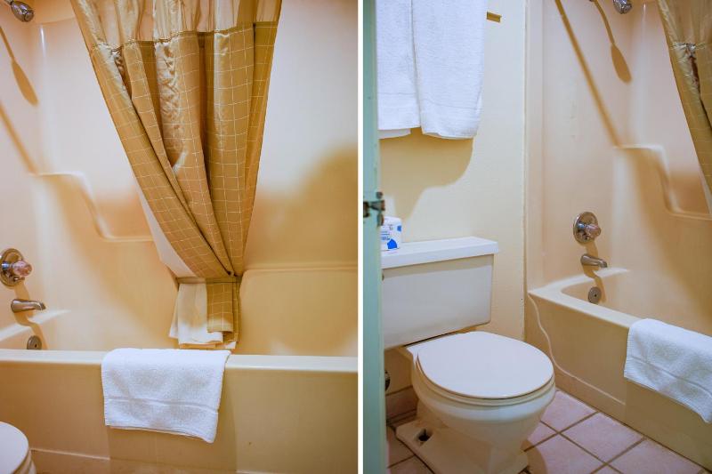 Double Room with Two Double Beds image 4