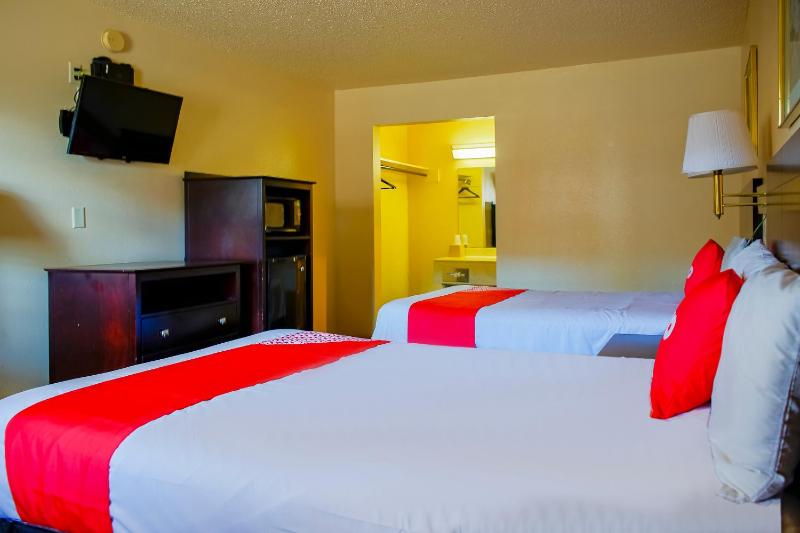 Double Room with Two Double Beds image 1