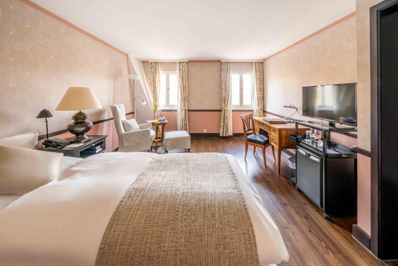 Single Room with Spa Access image 2
