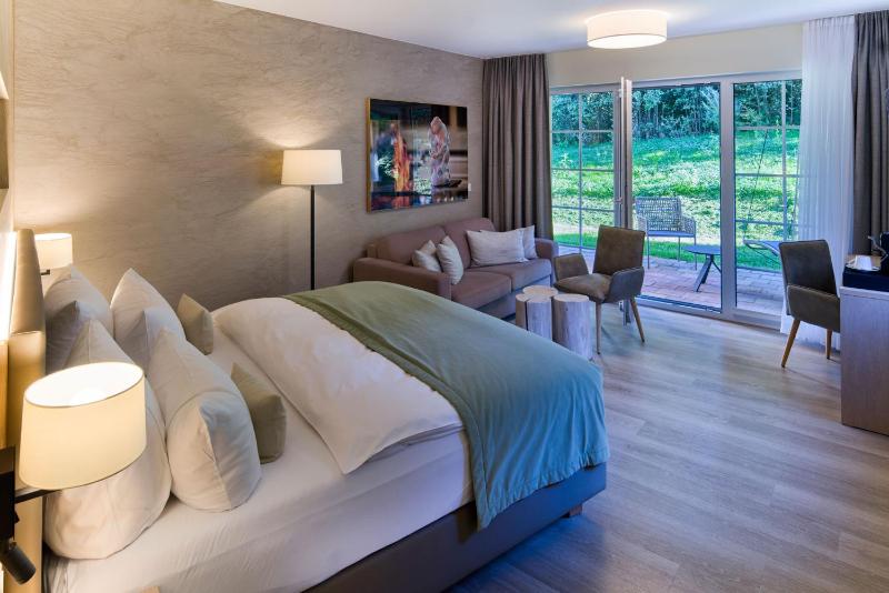 Superior Double Room (Annex) image 4