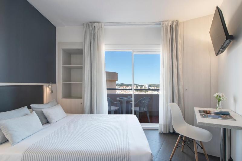 Hotel El Puerto by Pierre Vacances - image 3
