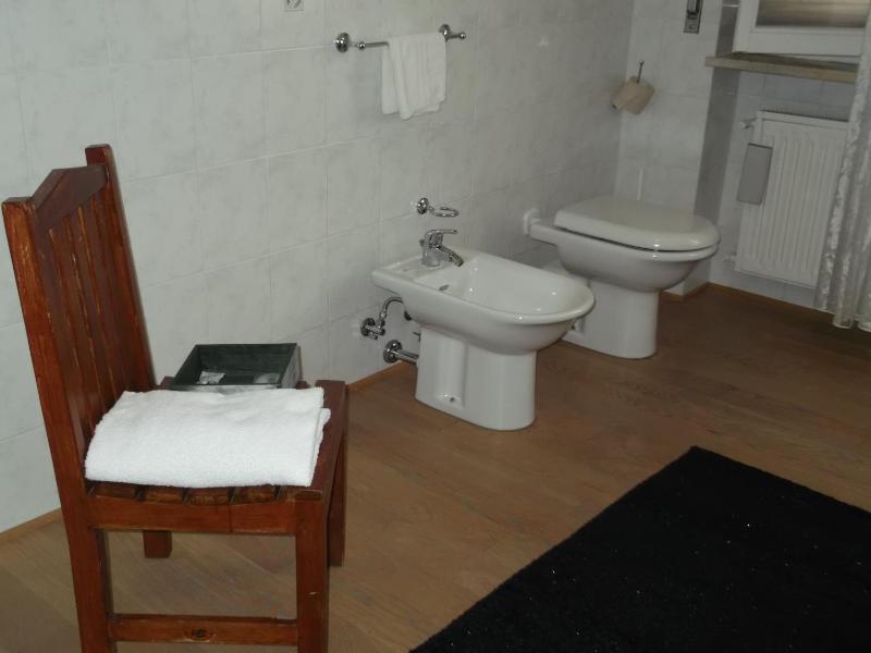 Single Room with Balcony image 3