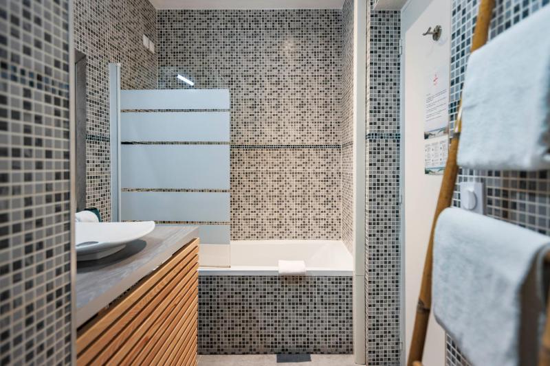 Superior Double Room image 3