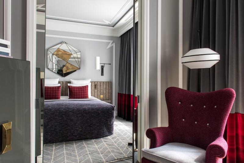 Junior Suite image 1