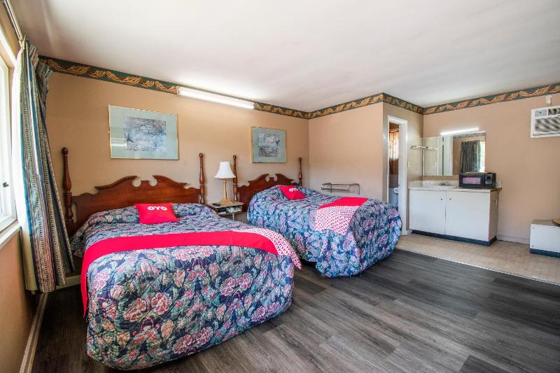 Double Room with Two Double Beds image 1