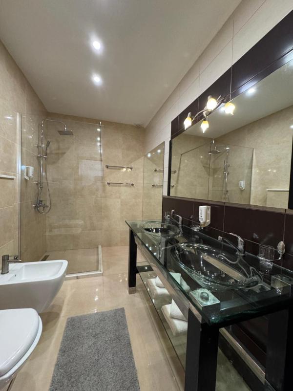 Junior Suite image 2