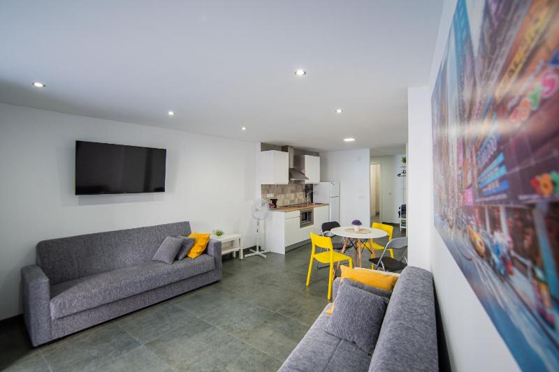 Loft Entero Centro Alicante - image 17