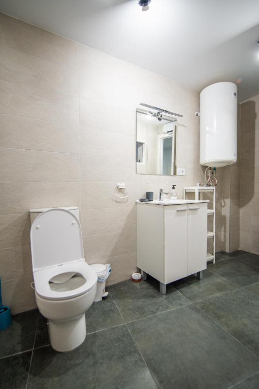 Loft Entero Centro Alicante - image 13