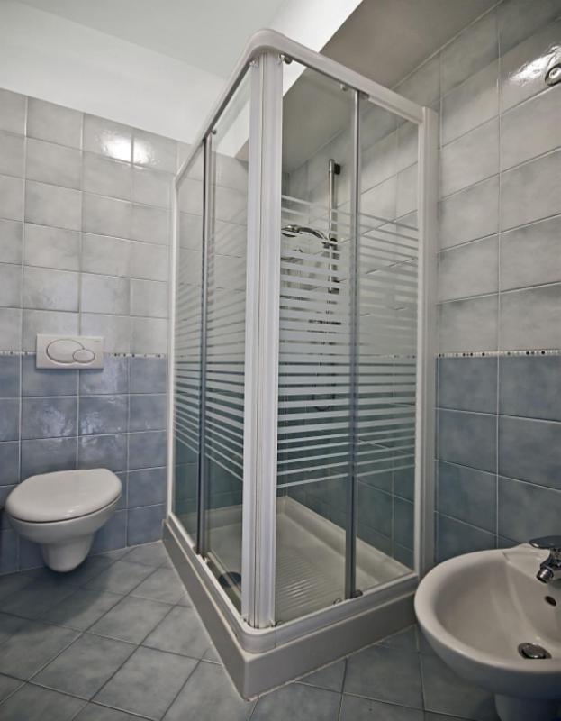 Modern flat with balcony in a residence in Caorle - image 6