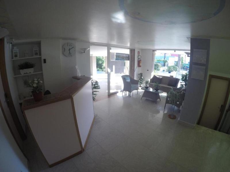 Modern flat with balcony in a residence in Caorle - image 2