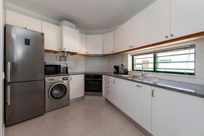 Quinta dos Pinheiros Apartments - image 33