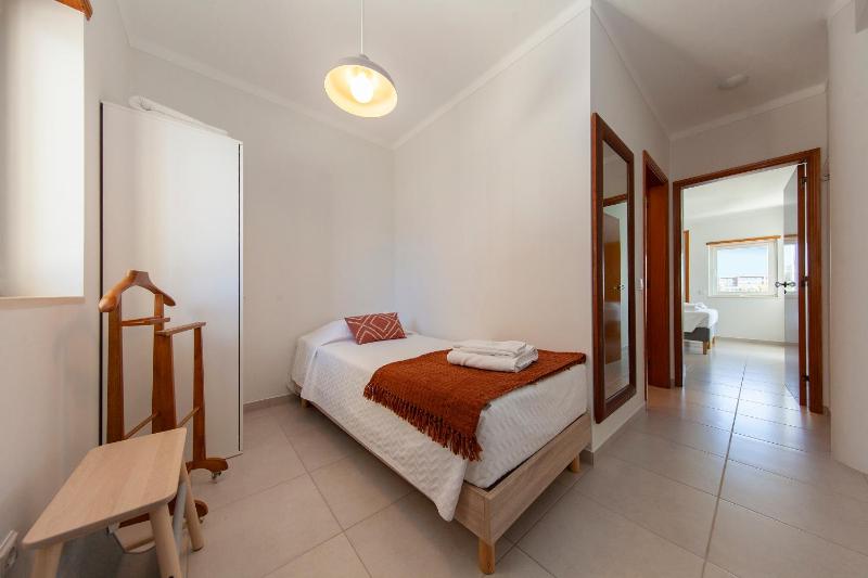 Quinta dos Pinheiros Apartments - image 45