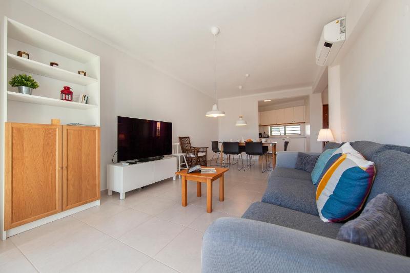 Quinta dos Pinheiros Apartments - image 32