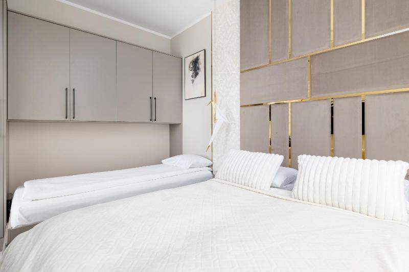 Stylowy Apartament Ku Morzu 1D Prestige & Parking by Renters Prestige - image 47