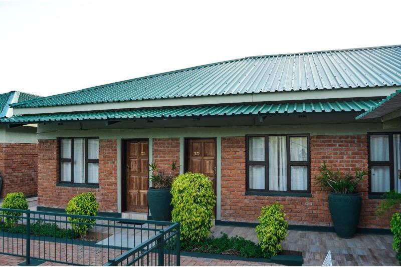 Victoria Falls Premier Lodge - image 16
