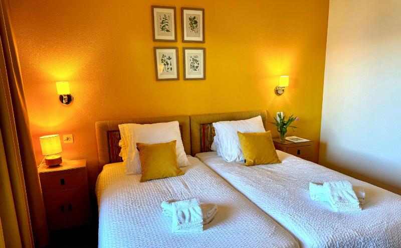 Double or Twin Room with Balcony image 4