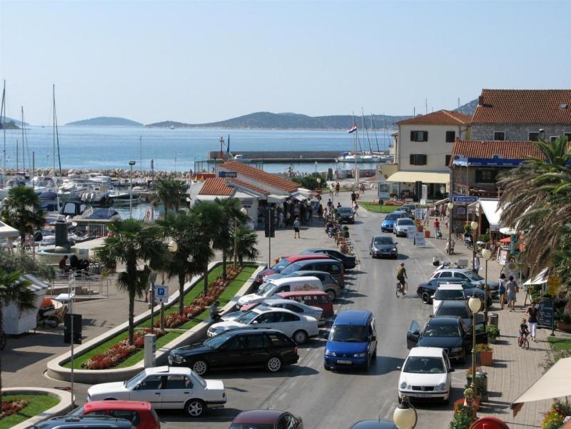Apartments Centar - image 16