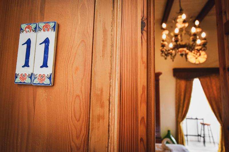 Deluxe Family Room image 3