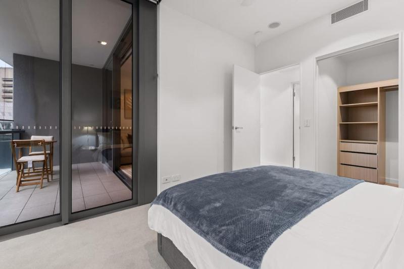 1 BR Apartment in Queens Wharf - image 5