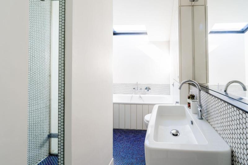 Edinburgh House - image 5
