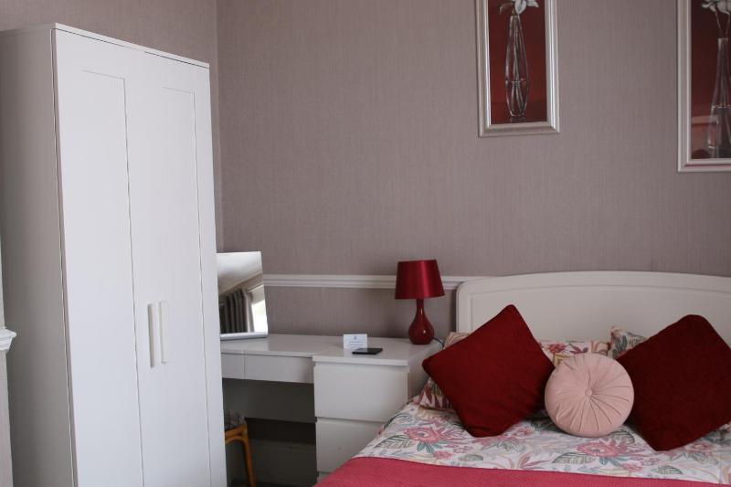 Standard Double Room image 2