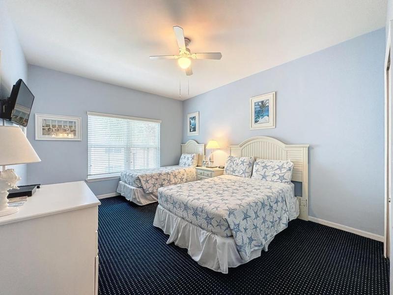 Two Bedroom Condo near Disney condo - image 33