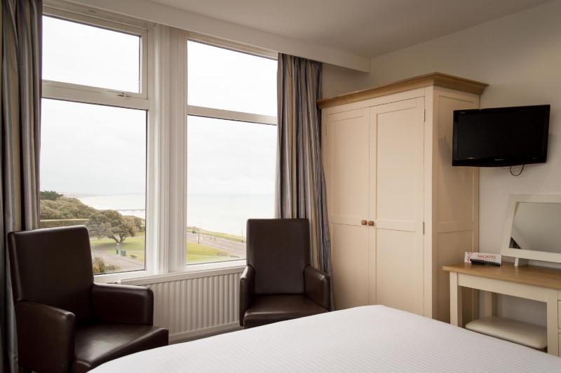 Ocean Beach Hotel & Spa - OCEANA COLLECTION - image 4