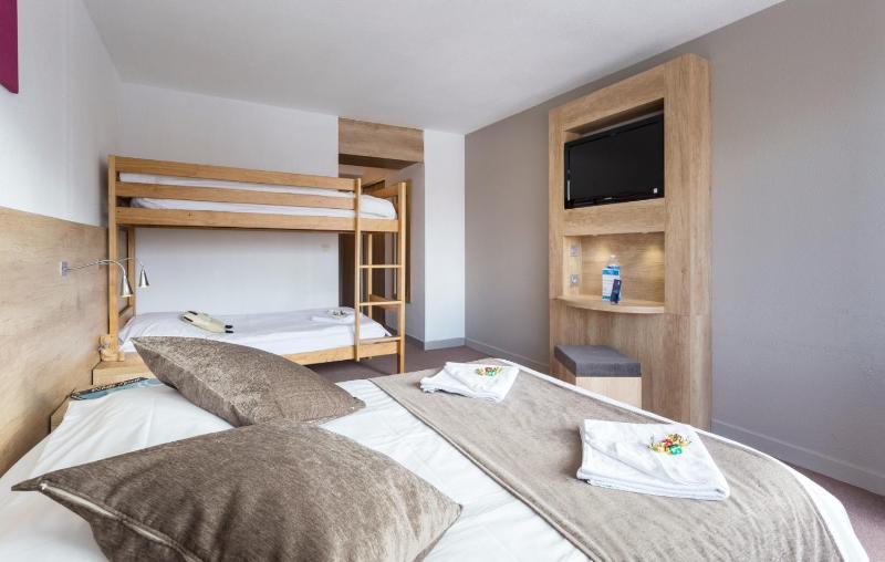 Quadruple Room image 4