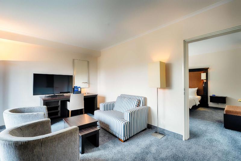Junior Suite image 4