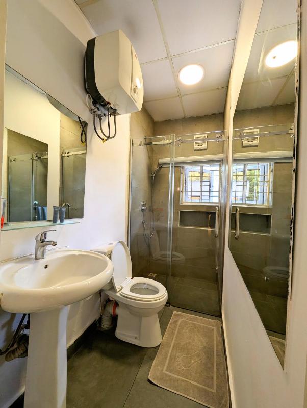 Yellow Door Hotels - image 14