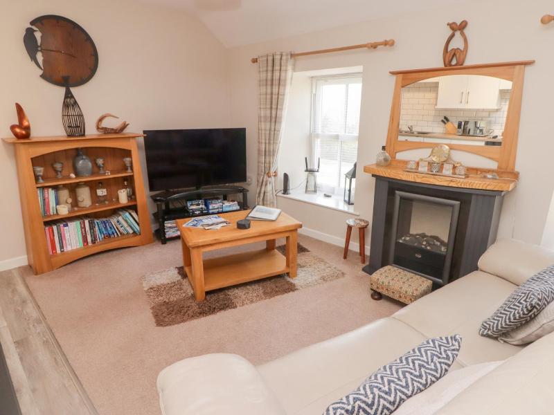 Daffodil Apartment - image 22