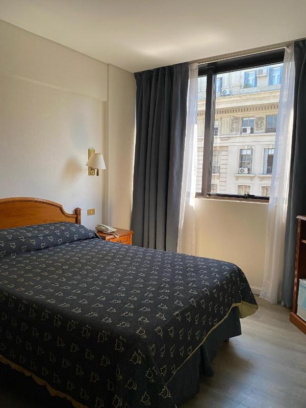 Standard Single Room image 1