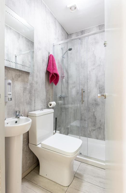 Starbeck Serviced Apartments - image 10