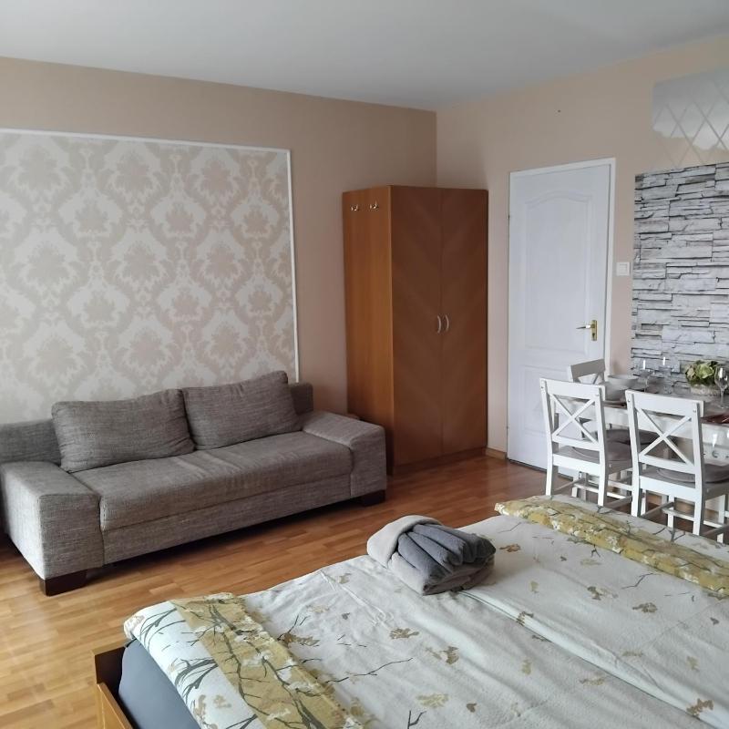 Luxory & Spa Apartman - image 44