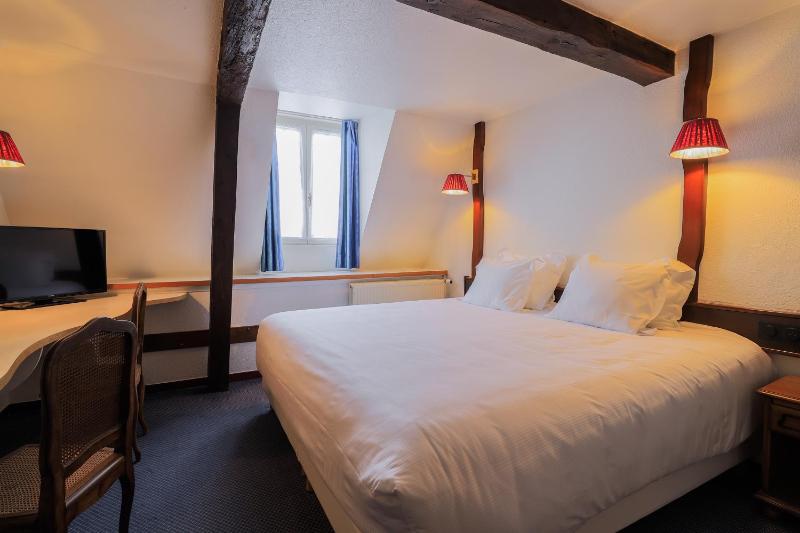 Superior Queen Room image 4