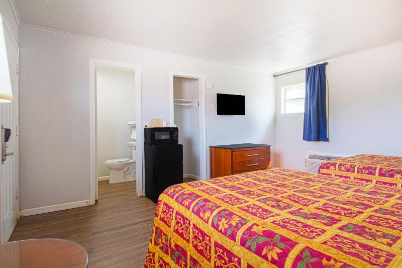 2 Queen Bed image 4